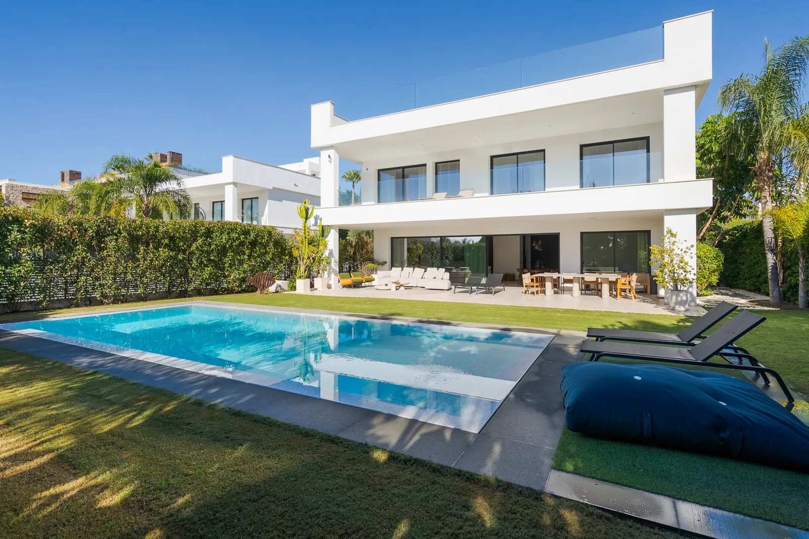 Villa PRIME — Marbella - Puerto Banus.