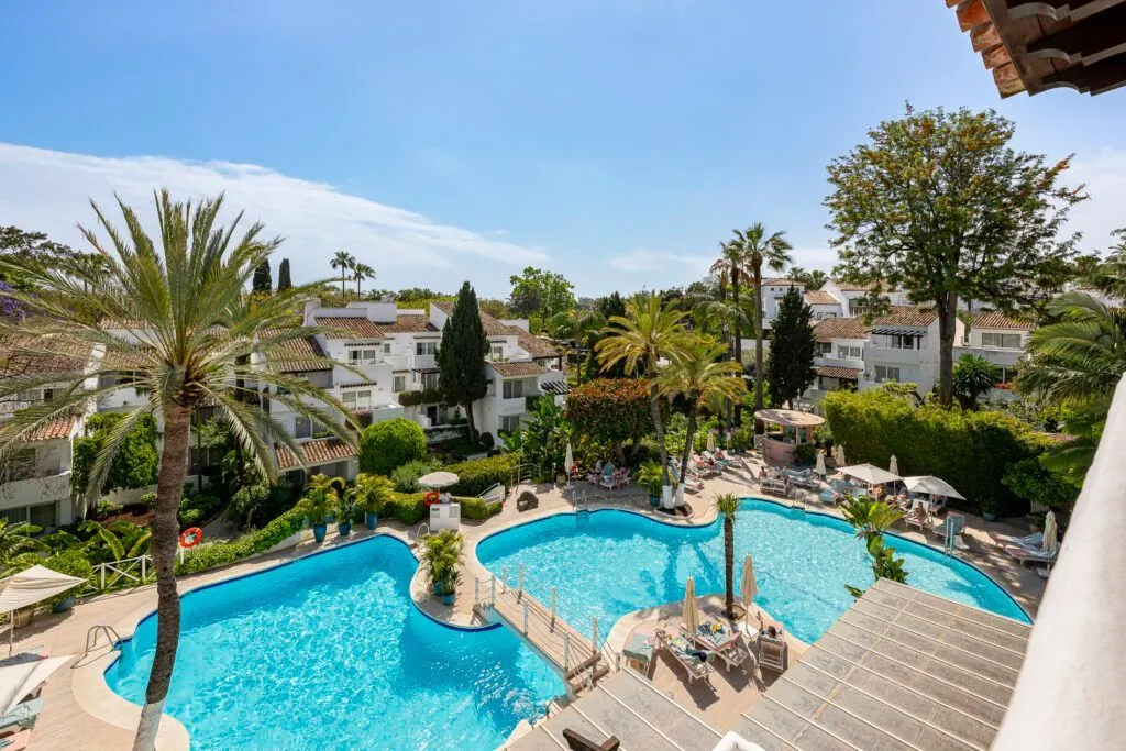 Penthouse PEMA — exterior view, Puente Romano, Marbella.