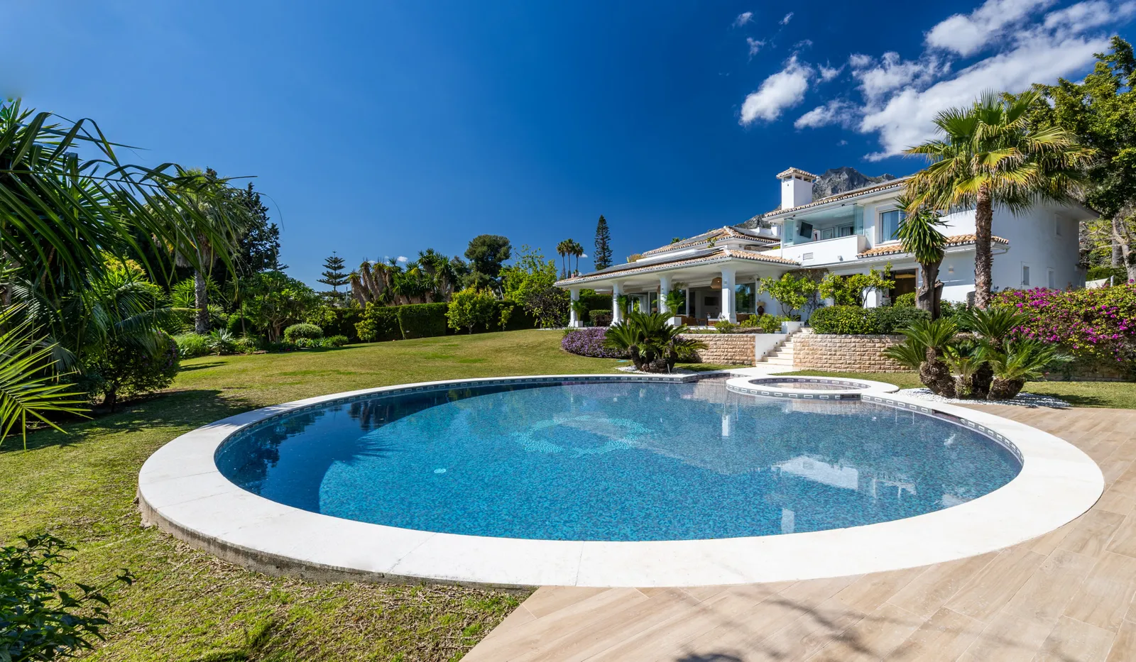 Villa SHANTI — Nagüeles, Marbella.