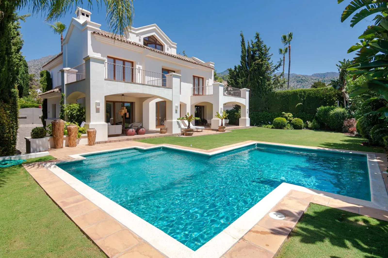 Villa MILA — Marbella Golden Mile.