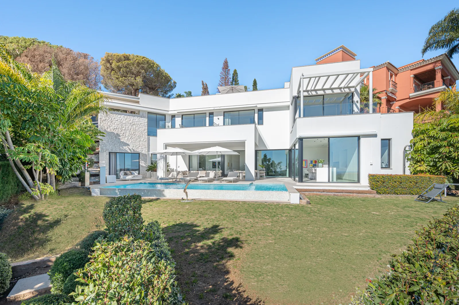 Villa ALBORAN — Rio Real Golf, Marbella.